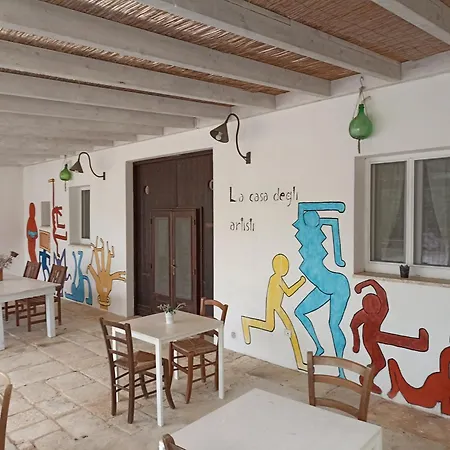 La Casa Degli Artisti Bed & Breakfast Ostuni