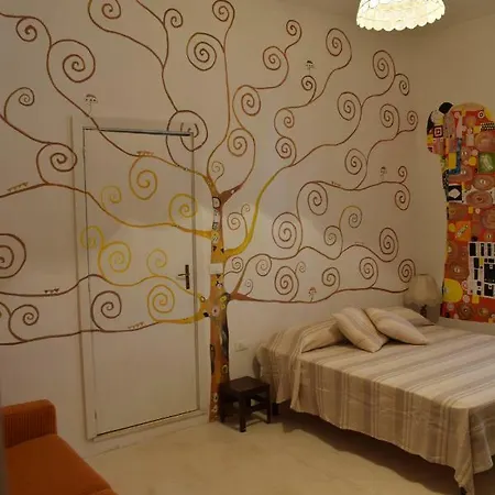 La Casa Degli Artisti